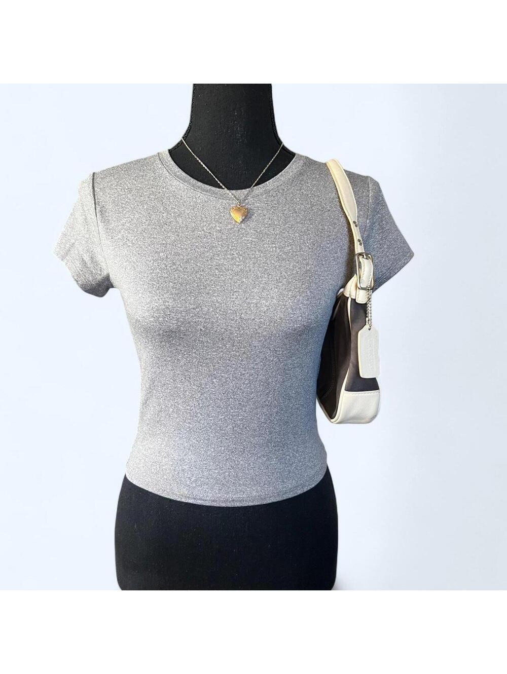Hollister gray fitted crop tee y2k basic baby tee size small